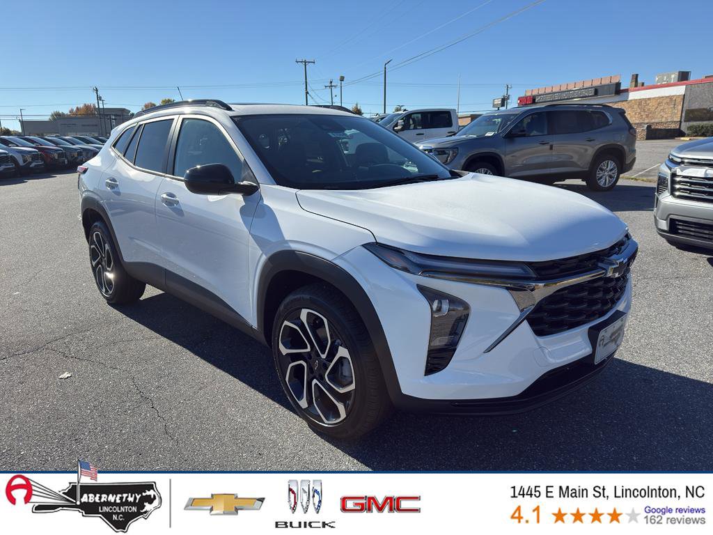 New 2026 Chevrolet Trax RS w/ Sunroof Package
