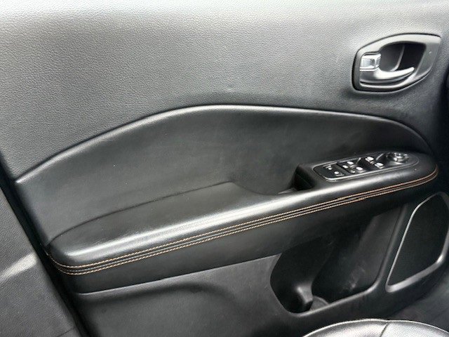 Used 2020 Jeep Compass Limited image 31