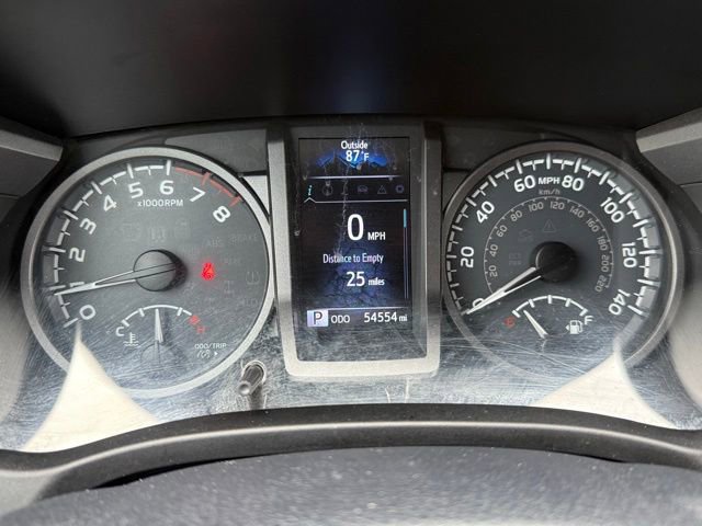 Used 2018 Toyota Tacoma TRD Sport AWD/4WD image 33