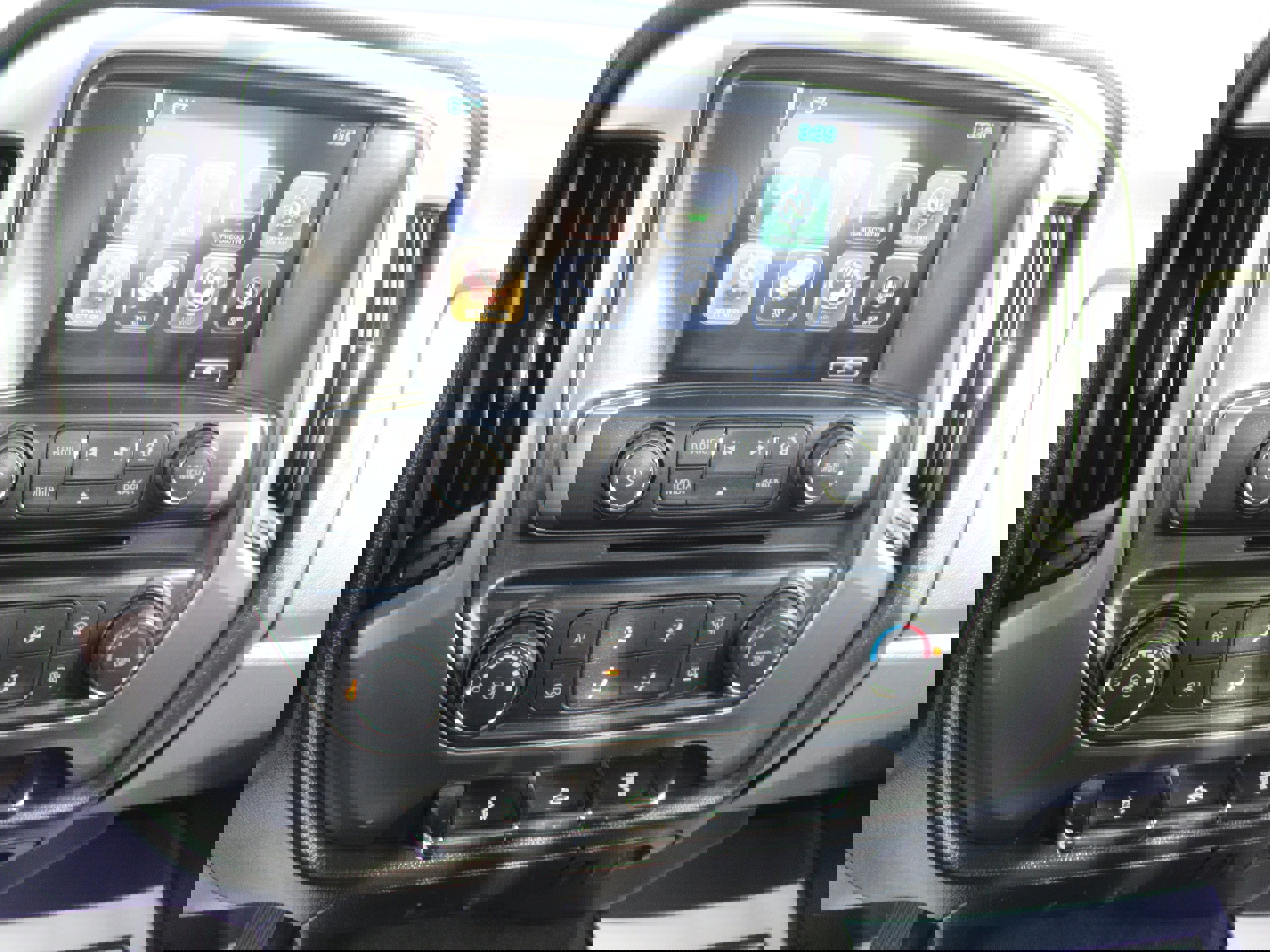 Used 2018 Chevrolet Silverado 2500 LT image 17