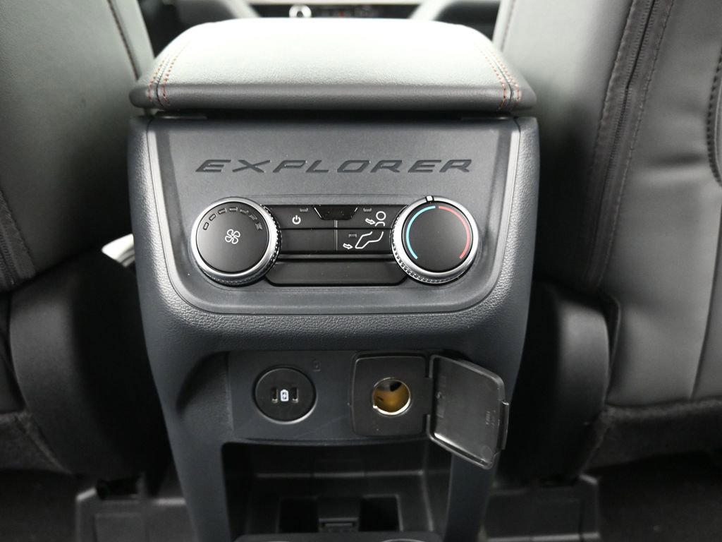New 2026 Ford Explorer Active image 17