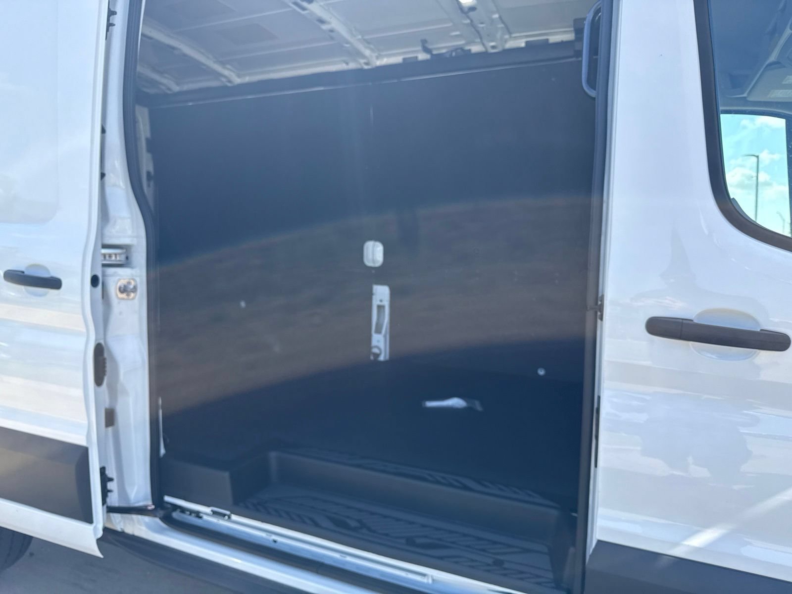 New 2026 Ford Transit 250 148 Medium Roof w/ Load Area Protection Package RWD image 12