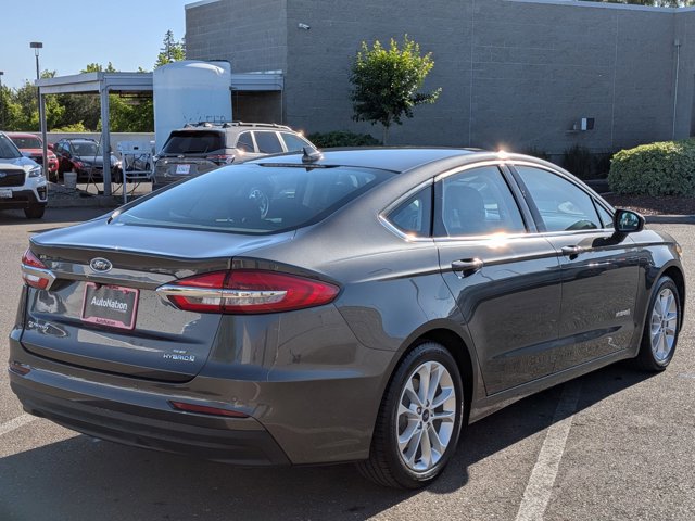 Used 2019 Ford Fusion SE FWD image 5