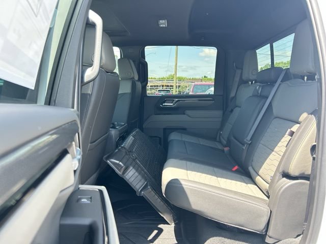 New 2026 Chevrolet Silverado 2500 ZR2 w/ LPO, Dark Essentials Package AWD/4WD image 18