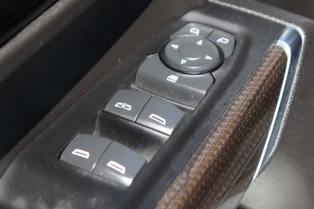 Used 2022 Chevrolet Silverado 1500 LT RWD image 16