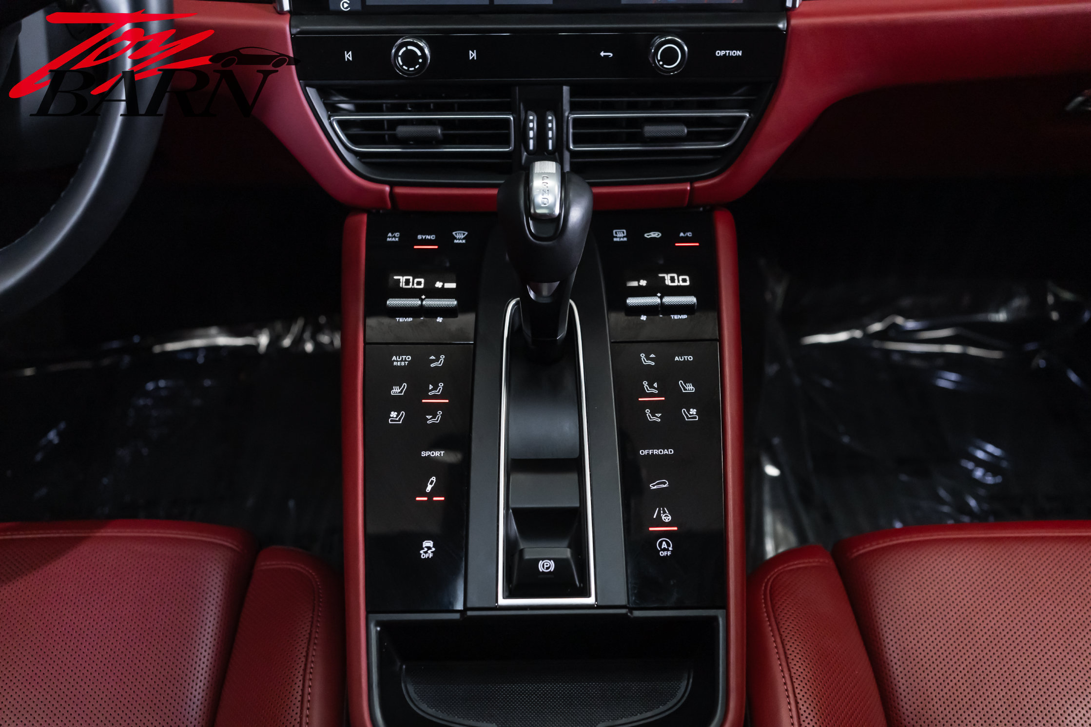 Used 2024 Porsche Macan S AWD/4WD image 35