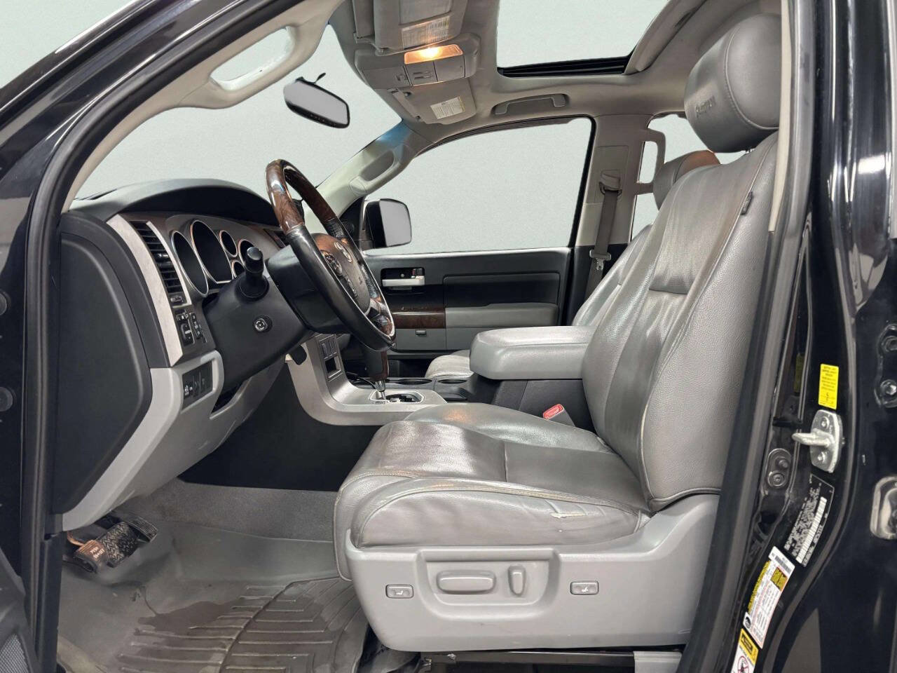 Used 2010 Toyota Tundra Limited image 15