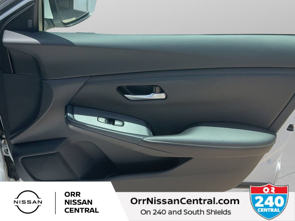 Used 2025 Nissan Sentra SV w/ All-Weather Package FWD image 10