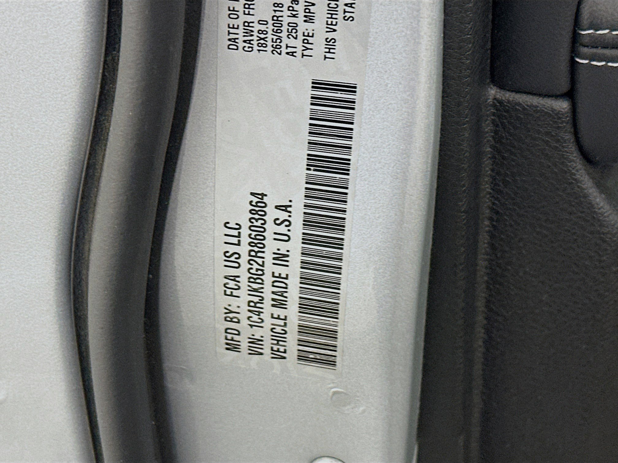 Used 2024 Jeep Grand Cherokee L Limited w/ Luxury Tech Group II image 12