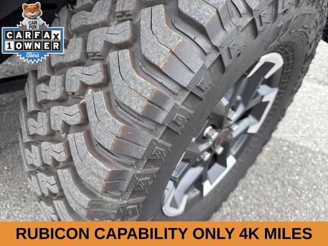 Used 2025 Jeep Gladiator Rubicon w/ Technology Group image 9