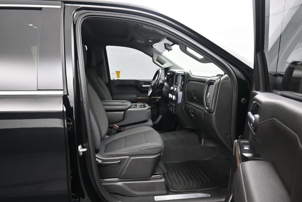 Used 2019 GMC Sierra 1500 SLE w/ X31 Off-Road Package AWD/4WD image 45