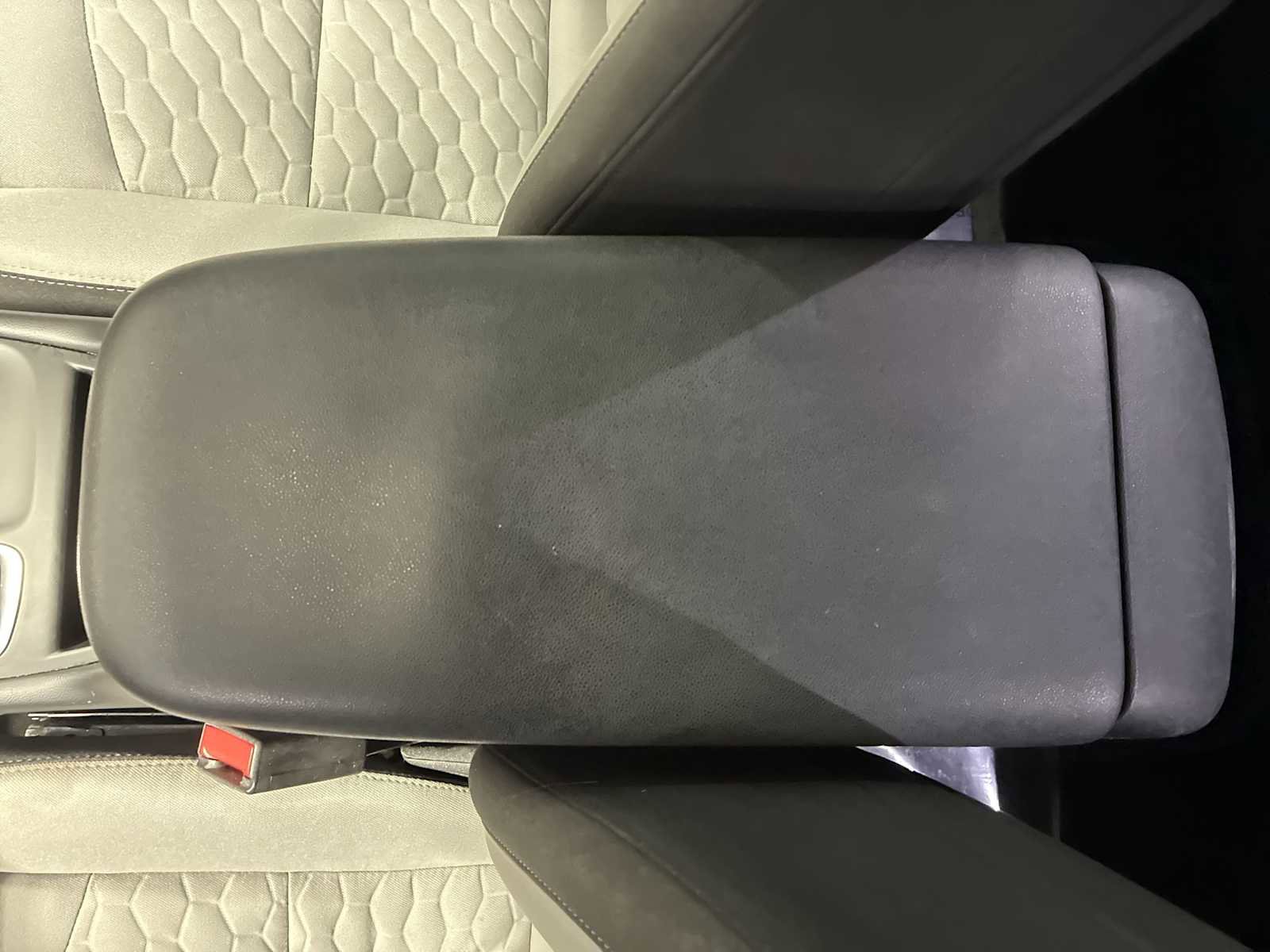 Used 2018 Chevrolet Equinox LS image 20