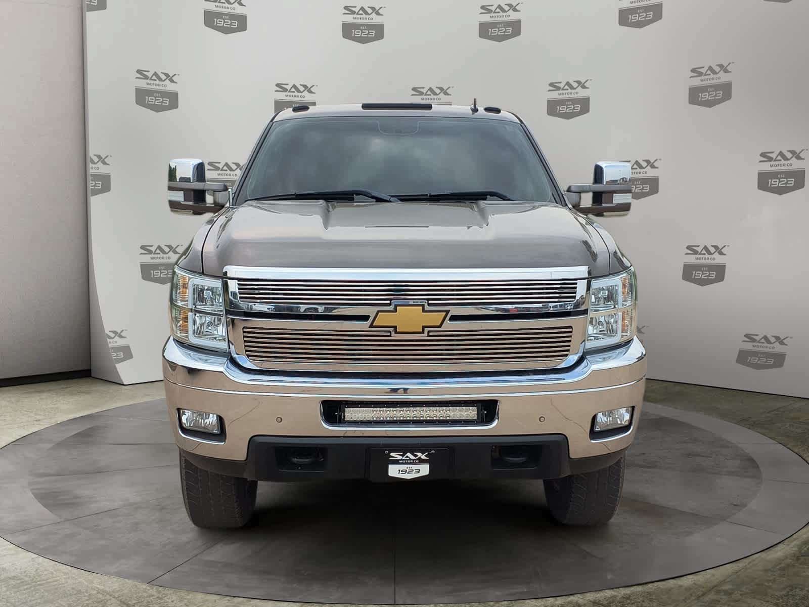 Used 2012 Chevrolet Silverado 2500 LT w/ Interior Plus Package AWD/4WD image 8