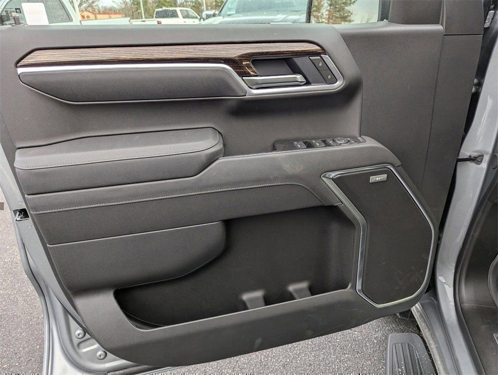 New 2026 GMC Sierra 1500 Elevation w/ Elevation Premium Package image 13