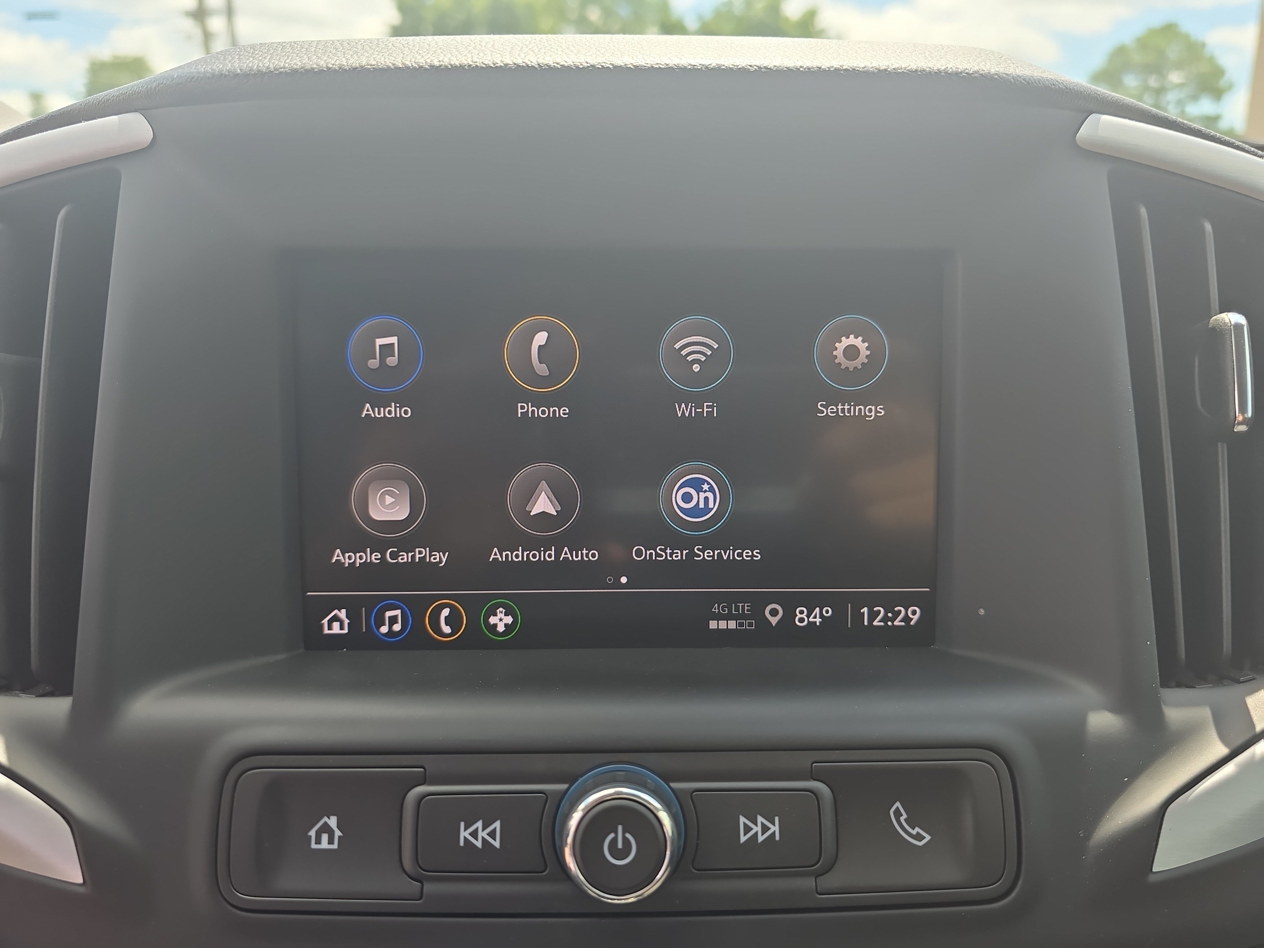 Used 2024 GMC Terrain SLE w/ Driver Convenience Package FWD image 21