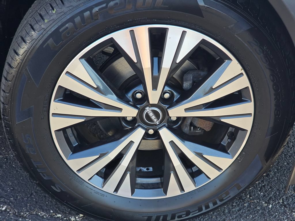 Used 2022 Nissan Rogue SV AWD/4WD image 10