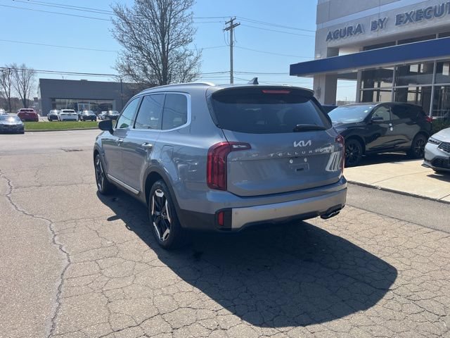 Used 2025 Kia Telluride S AWD/4WD image 10