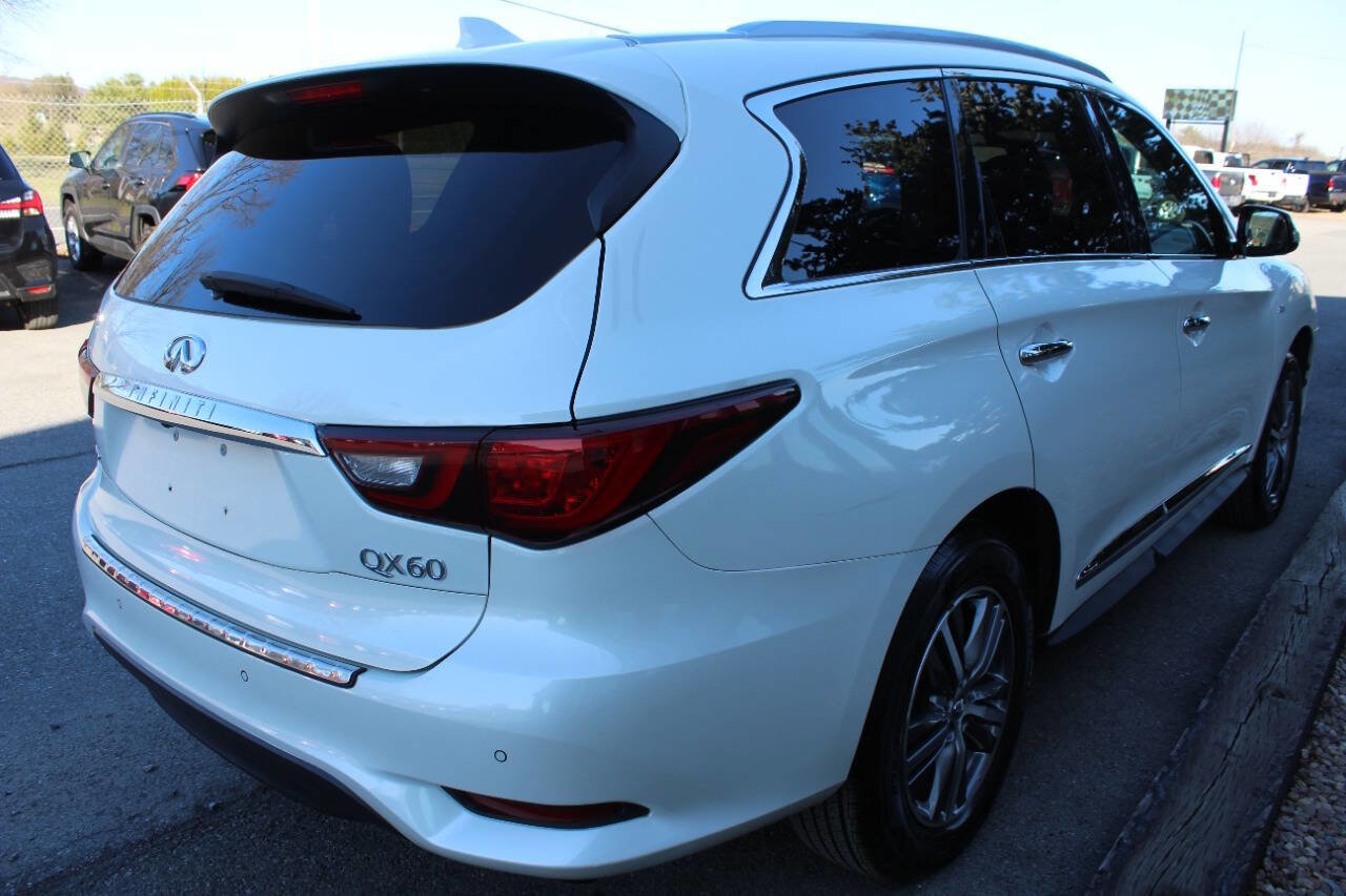 Used 2020 INFINITI QX60 Luxe w/ Essential Package image 8