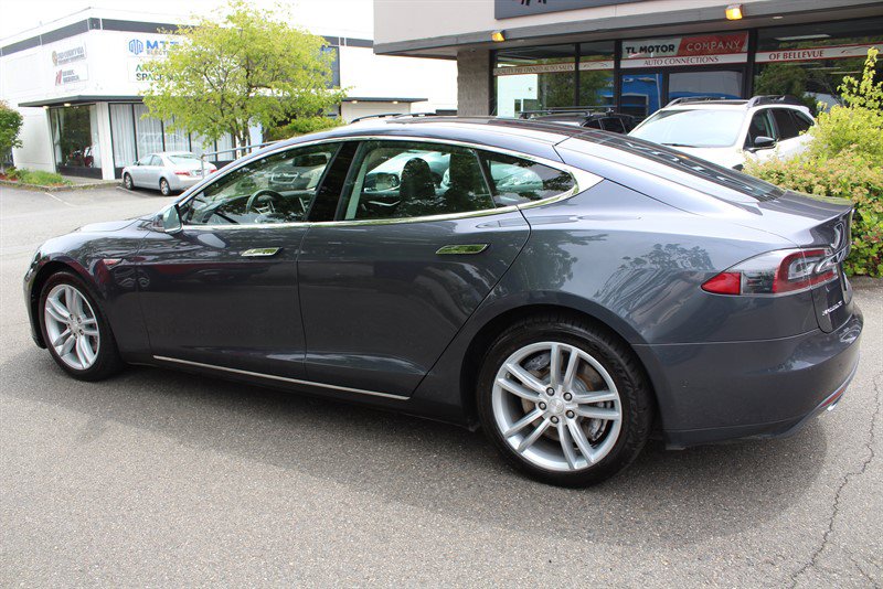 Used 2015 Tesla Model S 85D AWD/4WD image 3