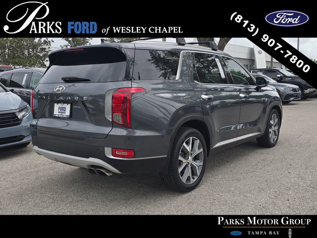 Used 2021 Hyundai Palisade SEL w/ Premium Package FWD image 4