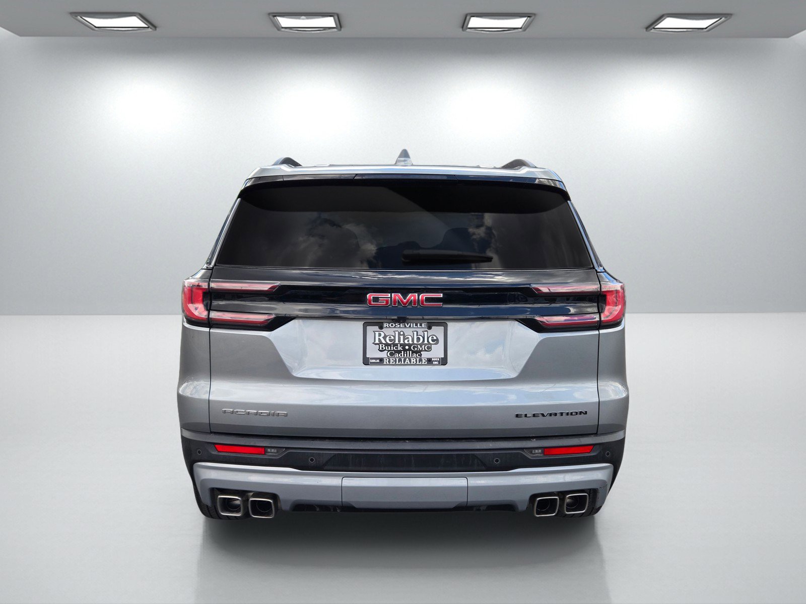 Used 2025 GMC Acadia Elevation FWD image 5