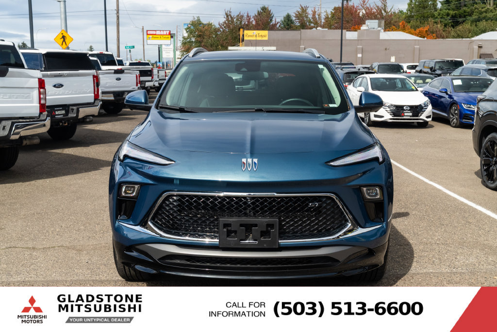 Used 2024 Buick Encore GX Sport Touring w/ Comfort Package AWD/4WD image 2