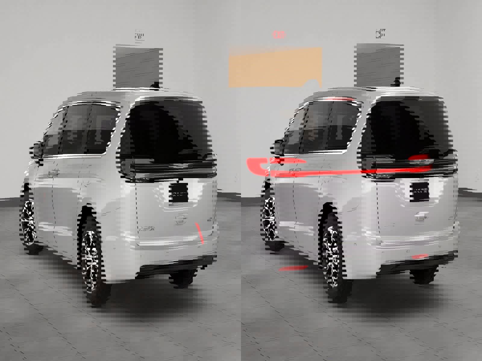 New 2026 Chrysler Pacifica Select image 4