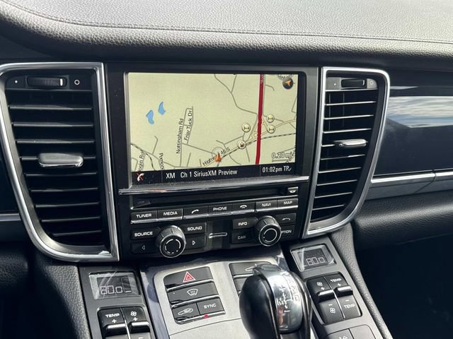 Used 2015 Porsche Panamera image 37