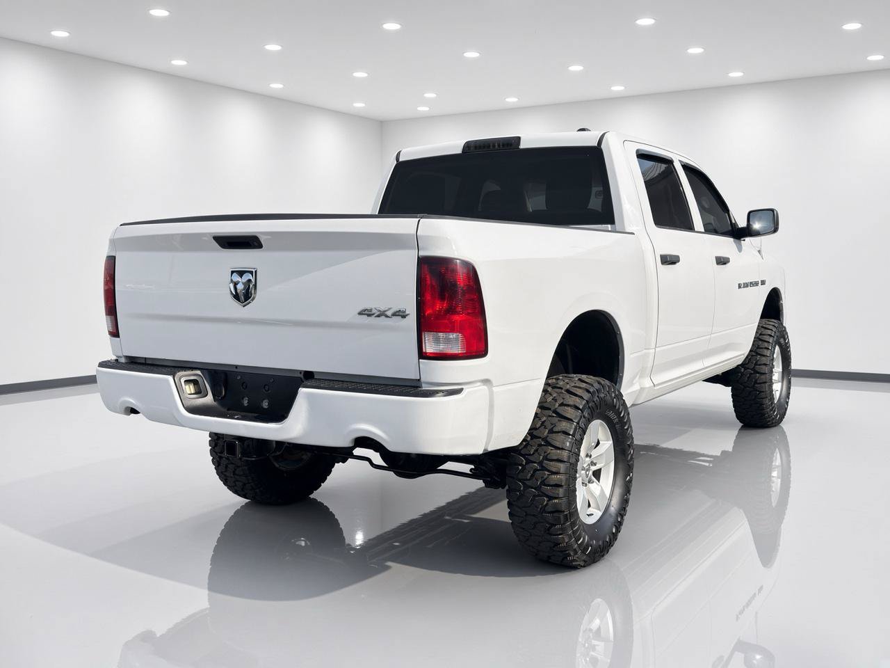 Used 2012 RAM 1500 ST AWD/4WD image 5