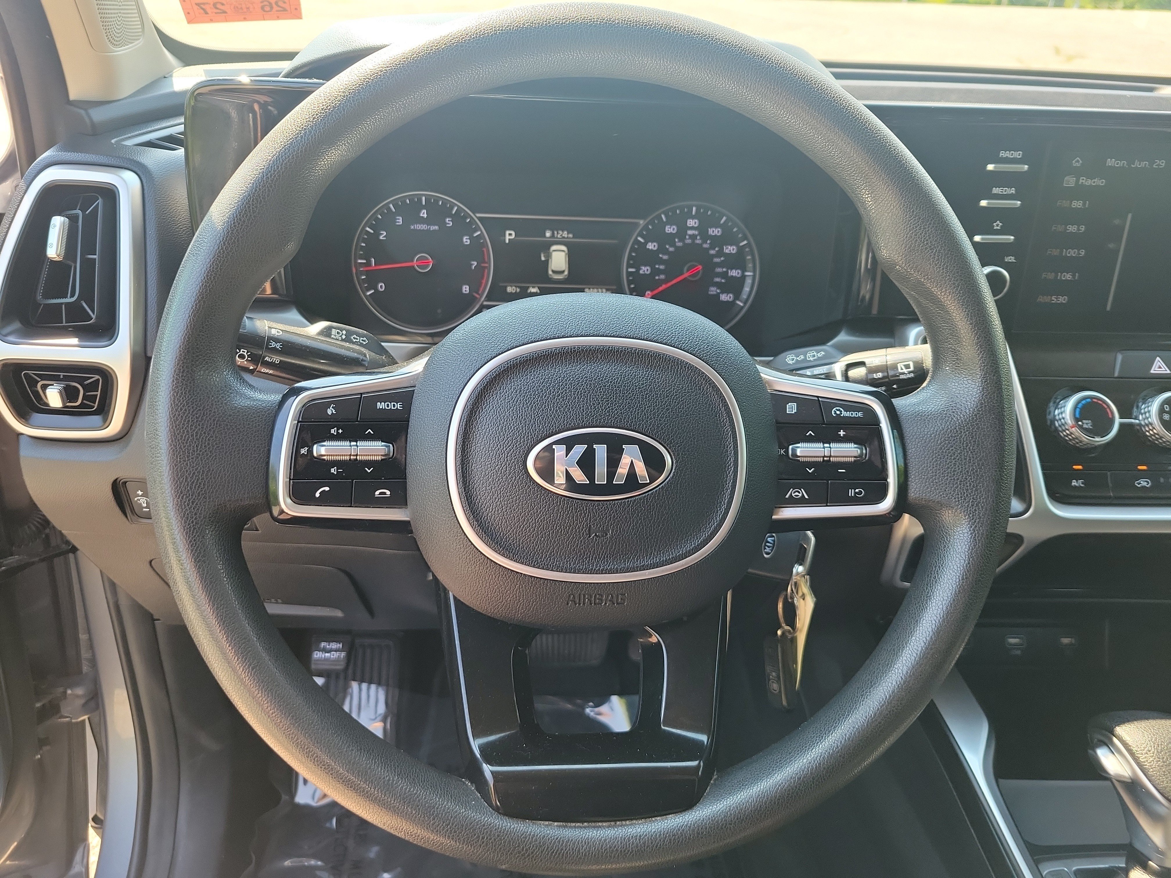 Used 2021 Kia Sorento LX AWD/4WD image 22