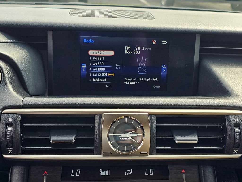 Used 2020 Lexus IS 300 image 23