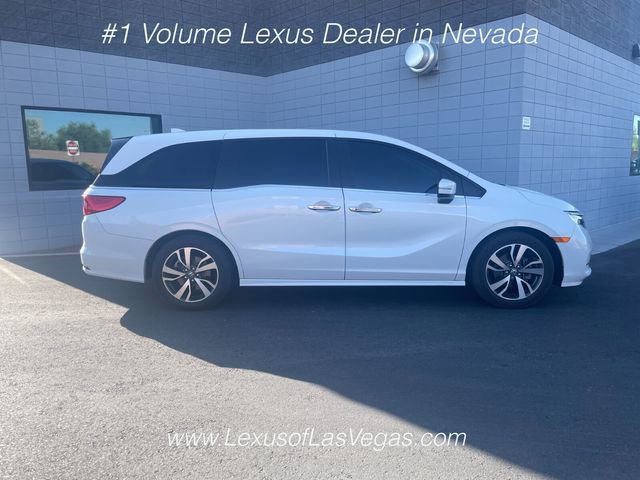 Used 2022 Honda Odyssey Touring image 2