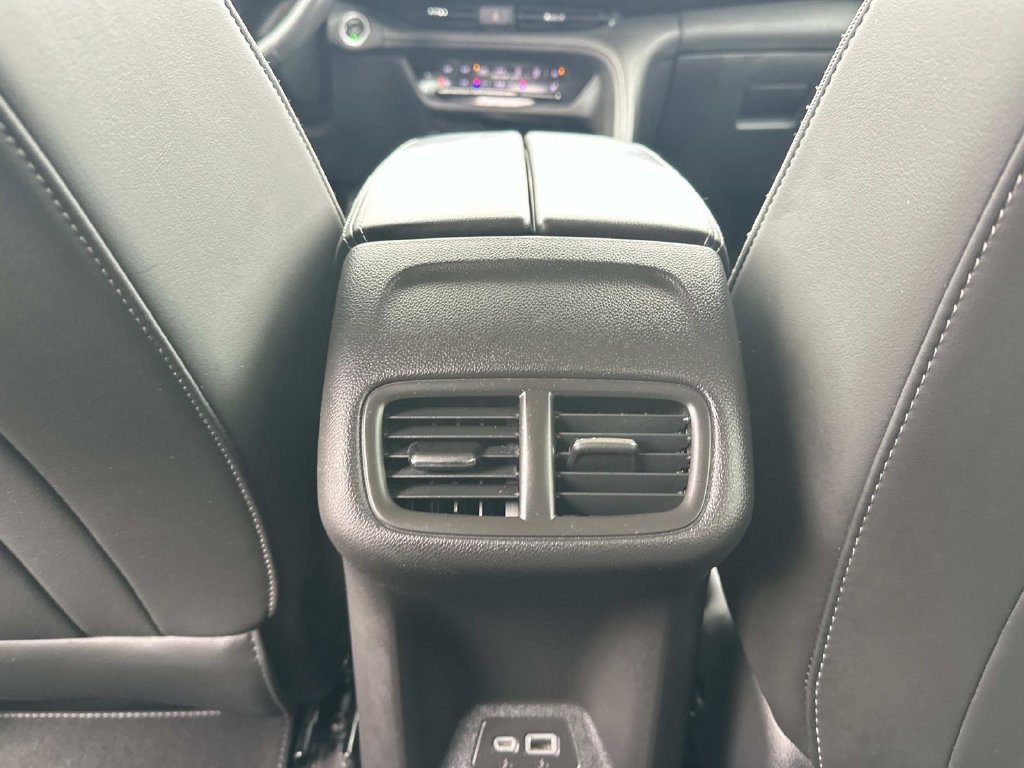 Used 2021 Buick Envision Essence w/ Sport Touring Package AWD/4WD image 14