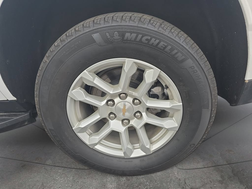 Used 2025 Chevrolet Tahoe LT AWD/4WD image 35