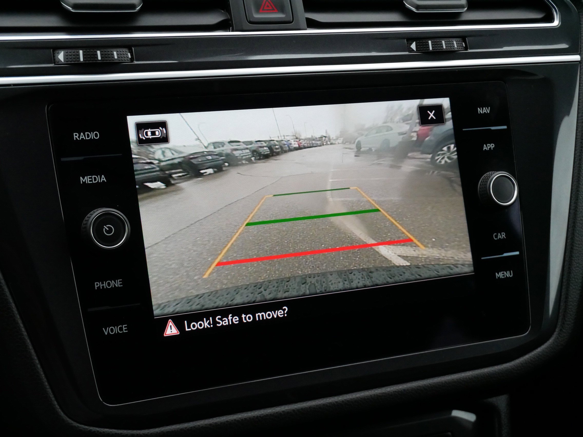 Certified 2023 Volkswagen Tiguan SEL R-Line AWD/4WD image 29