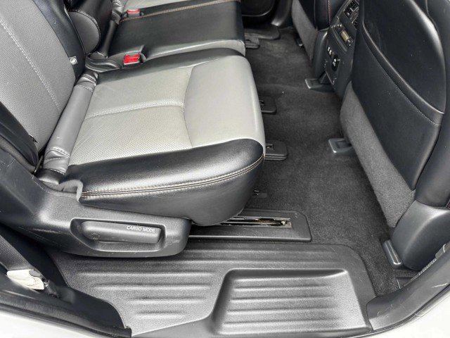 Used 2020 Nissan Pathfinder SL image 54