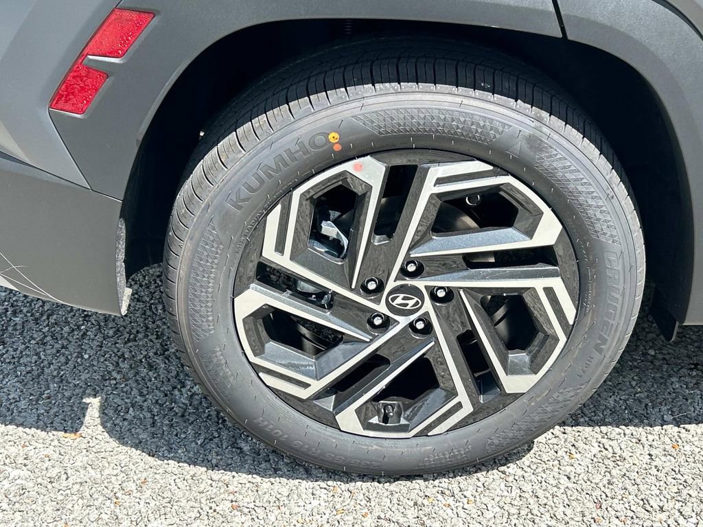 New 2025 Hyundai Tucson Limited FWD image 11