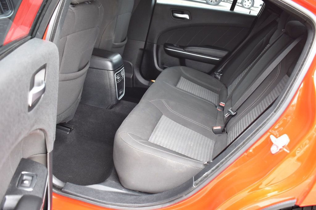 Used 2020 Dodge Charger SXT w/ Driver Convenience Group image 22