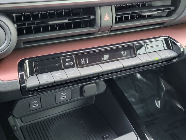 Used 2026 Toyota Prius Plug-In Hybrid image 23