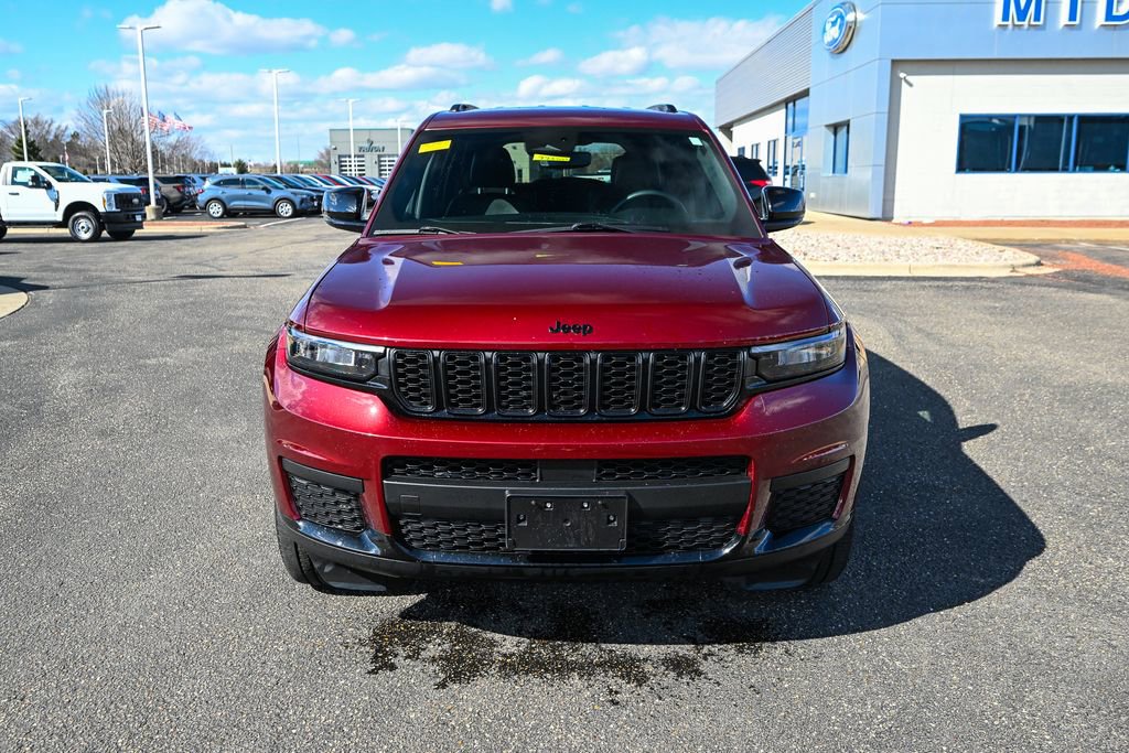Used 2023 Jeep Grand Cherokee L Laredo image 10