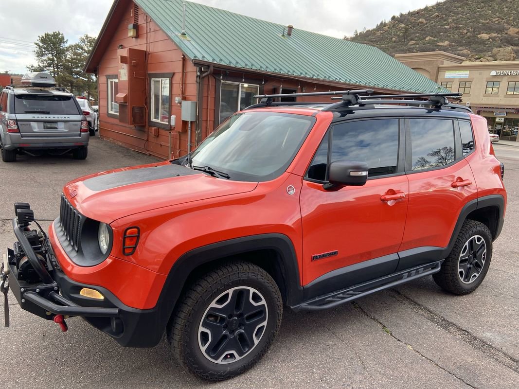 Used 2016 Jeep Renegade Trailhawk AWD/4WD image 1