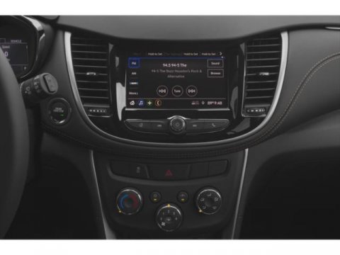 Used 2020 Chevrolet Trax LT w/ Redline Edition AWD/4WD image 13
