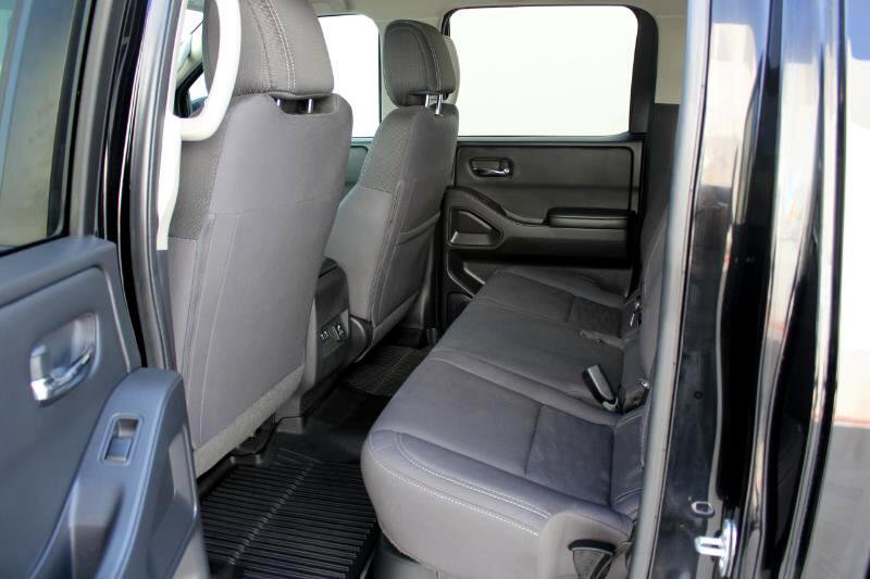 Used 2024 Nissan Frontier SV w/ SV Convenience Package image 11