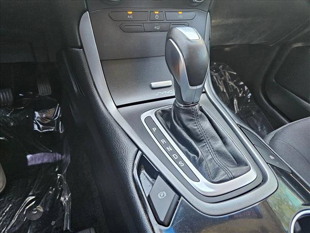Used 2016 Ford Edge SE FWD image 12