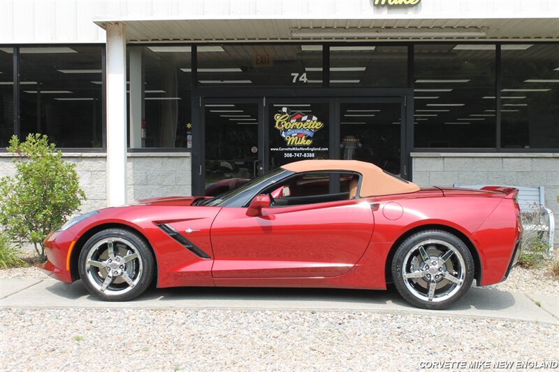 Used 2015 Chevrolet Corvette Stingray Convertible w/ 2LT Preferred Equipment Group RWD image 5