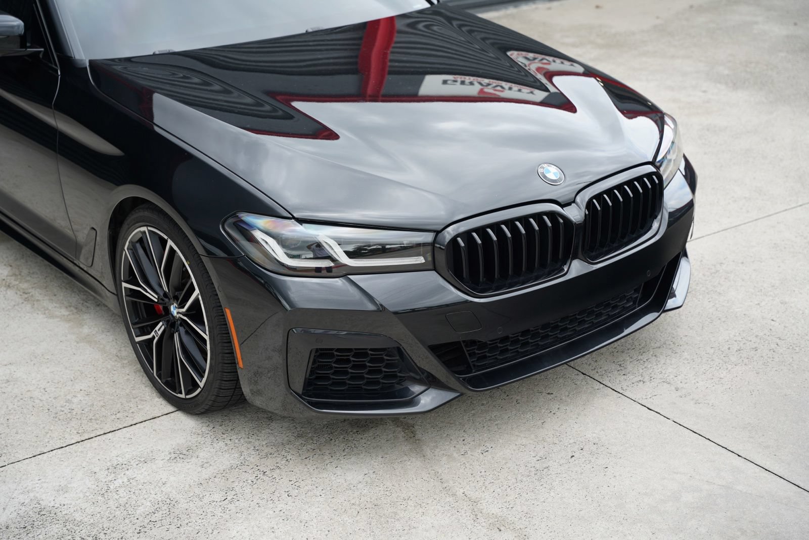 Used 2021 BMW M550i xDrive w/ Executive Package AWD/4WD image 9