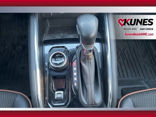 Used 2023 GMC Canyon AT4 w/ Canyon Safety Plus Package image 10