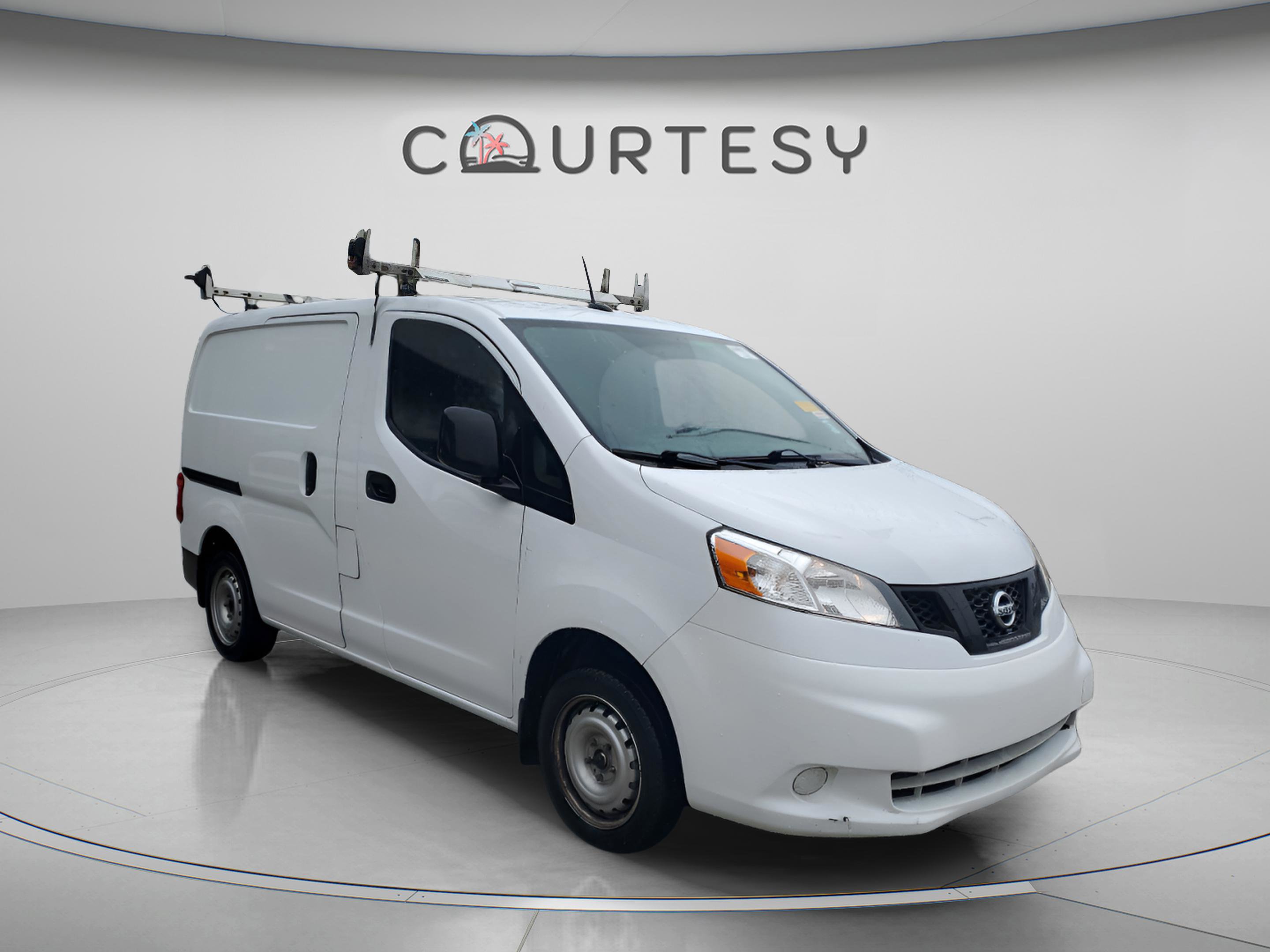 Used 2021 Nissan NV200 S FWD image 4