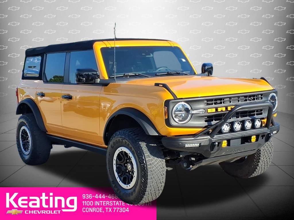 Used 2022 Ford Bronco 4-Door AWD/4WD image 3