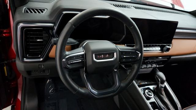 Used 2024 GMC Canyon AT4 w/ AT4 Premium Package image 13